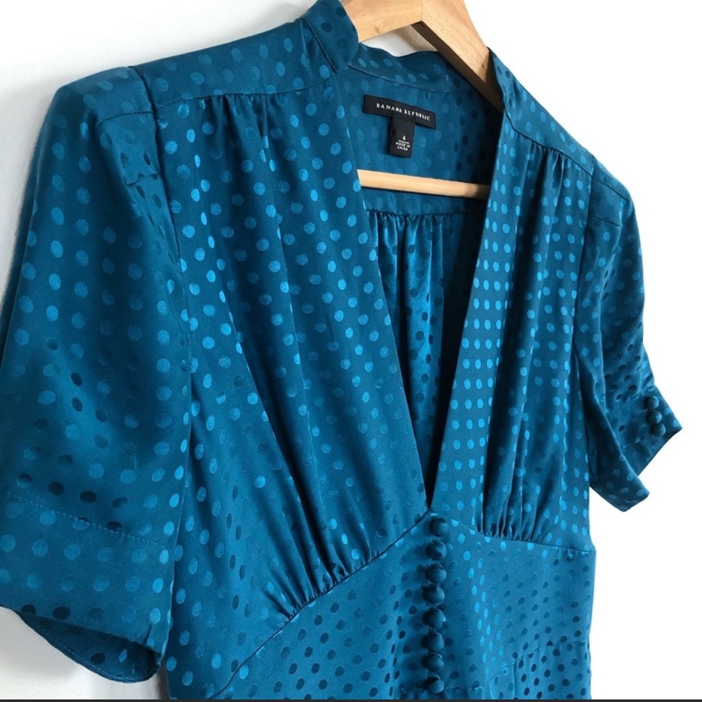 Banana Republic silk jacquard polka dot teal v-neck dress size size 4
